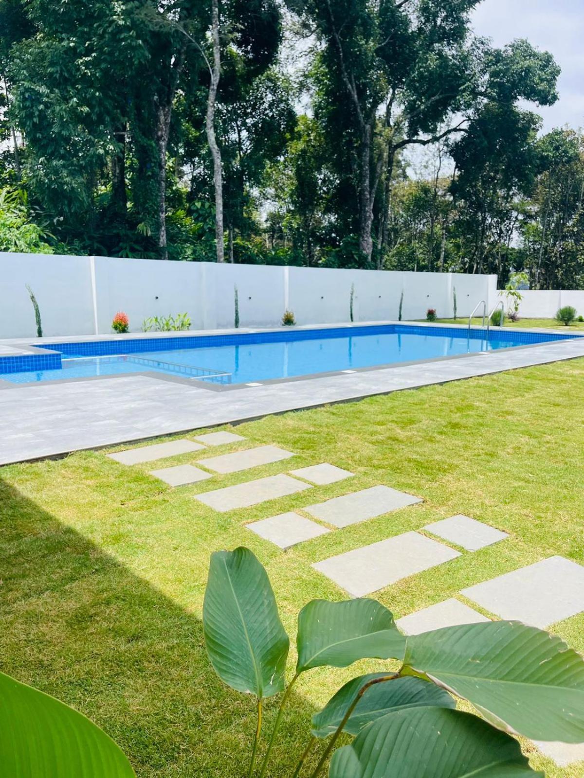 The Windy Mist Resort Munnar Chinnakanal 外观 照片